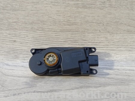 ФОТО Привод жалюзи радиатора охлаждения для BMW 5-Series (все года выпуска) Киев