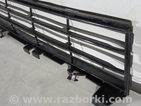 ФОТО Решетка бампера переднего для BMW 5-Series (все года выпуска) Киев