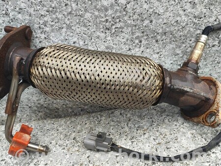 ФОТО Прийомная Выхлопная труба глушителя для KIA Carens 4 (2013-2019) Киев