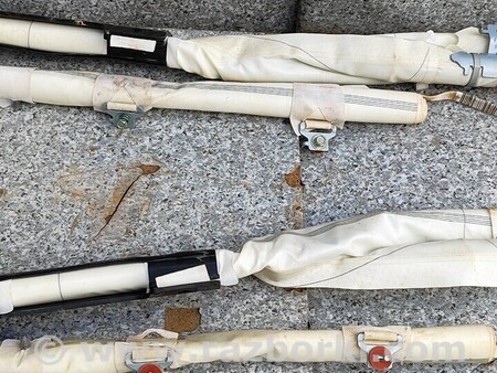 ФОТО Шторка Безопасности левая или Правая для KIA Carens 4 (2013-2019) Киев