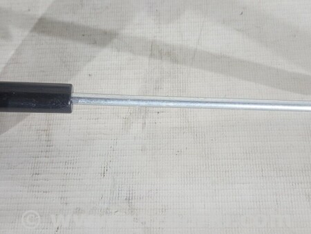 ФОТО Болт Кріплення запасного колеса для Ford Fiesta Mk7 (2017-...) Киев