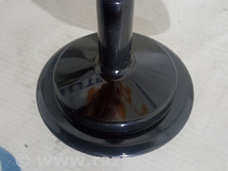 ФОТО Болт Кріплення запасного колеса для Ford Fiesta Mk7 (2017-...) Киев