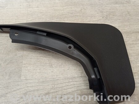 ФОТО Бризковик задній правий для Ford Fiesta Mk7 (2017-...) Киев