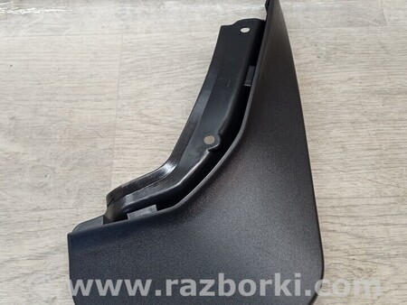 ФОТО Бризковик задній правий для Ford Fiesta Mk7 (2017-...) Киев