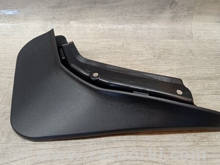 ФОТО Бризковик задній правий для Ford Fiesta Mk7 (2017-...) Киев