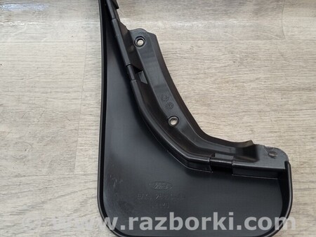 ФОТО Бризковик задній правий для Ford Fiesta Mk7 (2017-...) Киев