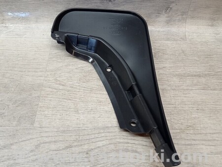 ФОТО Бризковик задній правий для Ford Fiesta Mk7 (2017-...) Киев