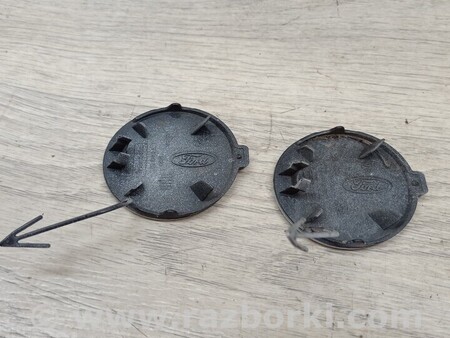 ФОТО Заглушка бампера буксировочного крюка передняя для Ford Fiesta Mk7 (2017-...) Киев