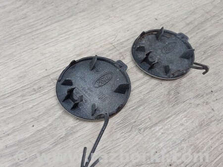 ФОТО Заглушка бампера буксировочного крюка передняя для Ford Fiesta Mk7 (2017-...) Киев