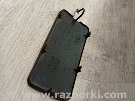 ФОТО Заглушка бампера буксировочного крюка передняя для Ford Fiesta Mk7 (2017-...) Киев