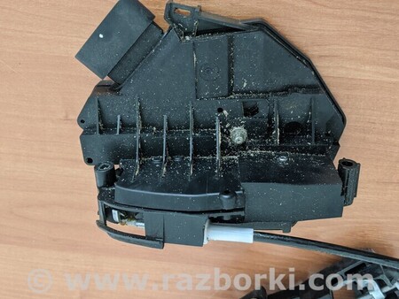 ФОТО Замок двери передней левой для Ford Fiesta Mk7 (2017-...) Киев