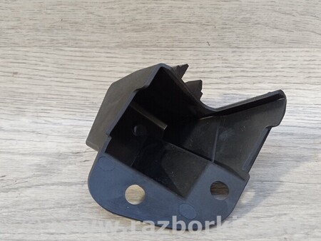 ФОТО Кронштейн бампера переднего правый для Ford Fiesta Mk7 (2017-...) Киев