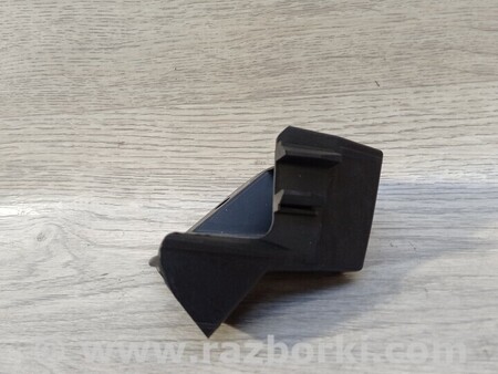 ФОТО Кронштейн бампера переднего правый для Ford Fiesta Mk7 (2017-...) Киев