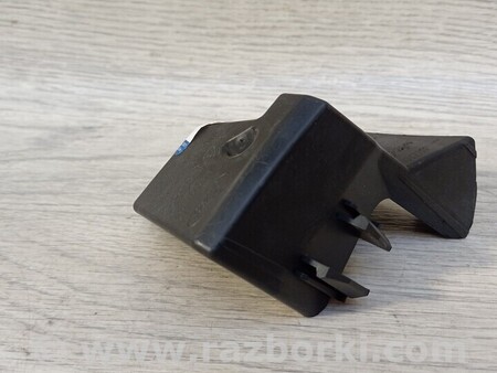 ФОТО Кронштейн бампера переднего правый для Ford Fiesta Mk7 (2017-...) Киев