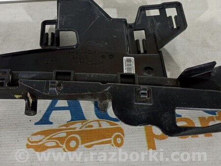 ФОТО Кронштейн замку передніх лівих дверей для Ford Fiesta Mk7 (2017-...) Киев