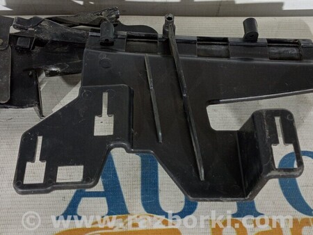 ФОТО Кронштейн замку передніх правих дверей для Ford Fiesta Mk7 (2017-...) Киев