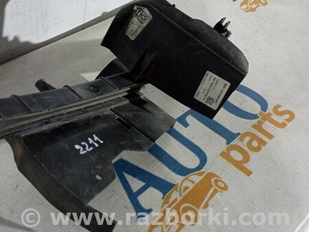 ФОТО Кронштейн замку передніх правих дверей для Ford Fiesta Mk7 (2017-...) Киев