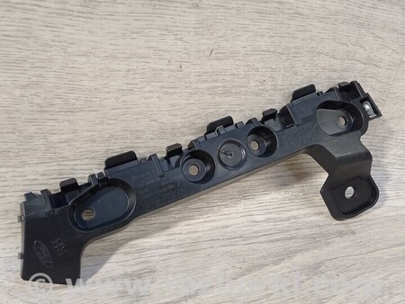 ФОТО Кронштейн Крепление Направляющая бампера заднего правий для Ford Fiesta Mk7 (2017-...) Киев