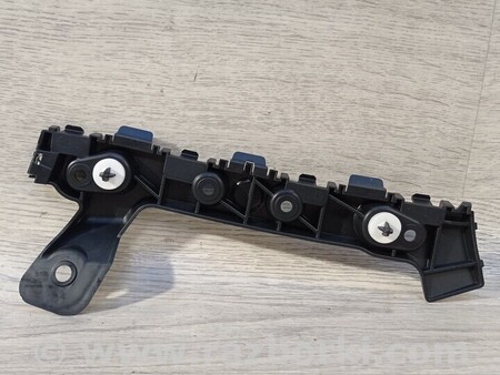 ФОТО Кронштейн Крепление Направляющая бампера заднего правий для Ford Fiesta Mk7 (2017-...) Киев