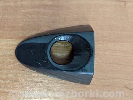 ФОТО Накладка заглушка ручки дверки передняя левая для Ford Fiesta Mk7 (2017-...) Киев