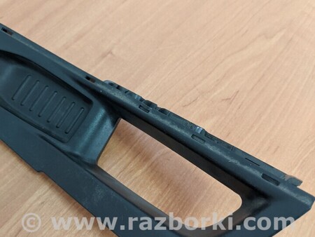 ФОТО Накладка карты стеклоподъемника передняя правая для Ford Fiesta Mk7 (2017-...) Киев