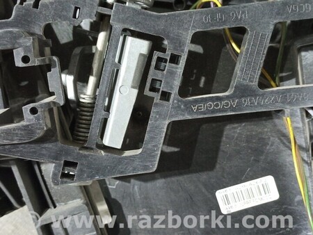 ФОТО Панель-щока двері задньої правої для Ford Fiesta Mk7 (2017-...) Киев