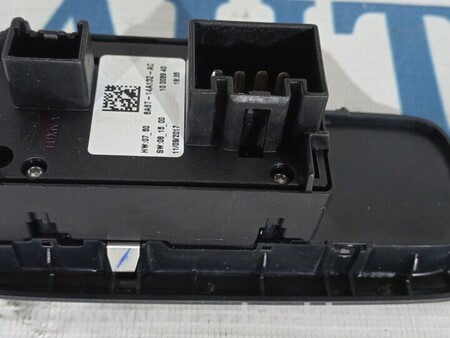 ФОТО Перемикач склопідйомника для Ford Fiesta Mk7 (2017-...) Киев