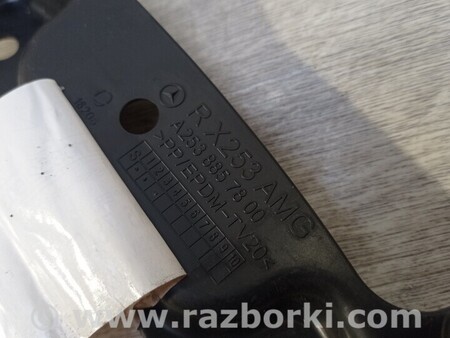 ФОТО Кронштейн бампера переднего правый для Mercedes-Benz GLC-Class Киев