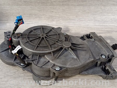 ФОТО Мотор-привод кришки багажника для Mercedes-Benz GLC-Class Киев