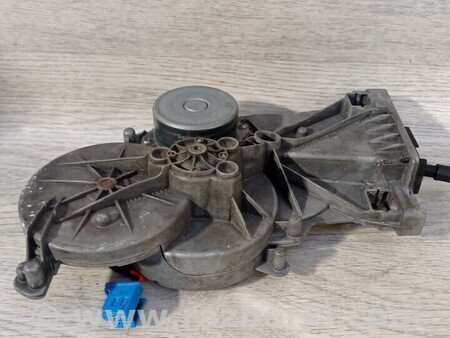 ФОТО Мотор-привод кришки багажника для Mercedes-Benz GLC-Class Киев