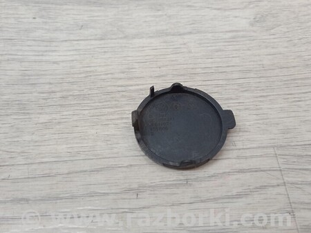 ФОТО Заглушка бампера буксировочного крюка передняя для Volkswagen Golf VI Mk6 (10.2008-03.2016) Киев