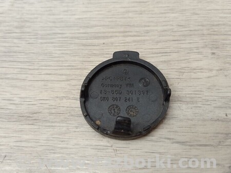 ФОТО Заглушка бампера буксировочного крюка передняя для Volkswagen Golf VI Mk6 (10.2008-03.2016) Киев