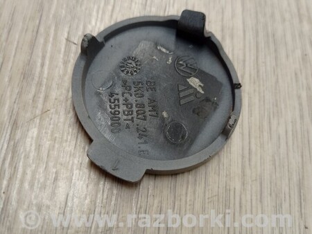 ФОТО Заглушка бампера буксировочного крюка передняя для Volkswagen Golf VI Mk6 (10.2008-03.2016) Киев