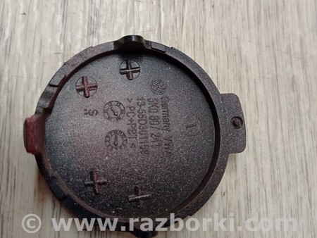 ФОТО Заглушка бампера буксировочного крюка передняя для Volkswagen Golf VI Mk6 (10.2008-03.2016) Киев