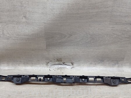 ФОТО Кронштейн бампера заднего центральный для Volkswagen Golf VI Mk6 (10.2008-03.2016) Киев