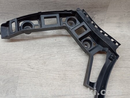 ФОТО Кронштейн кріплення направляюча заднього бампера правий для Volkswagen Golf VI Mk6 (10.2008-03.2016) Киев