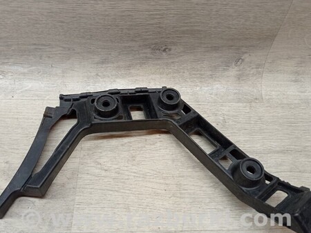 ФОТО Кронштейн кріплення направляюча заднього бампера правий для Volkswagen Golf VI Mk6 (10.2008-03.2016) Киев