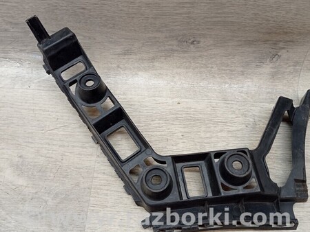 ФОТО Кронштейн кріплення направляюча заднього бампера правий для Volkswagen Golf VI Mk6 (10.2008-03.2016) Киев