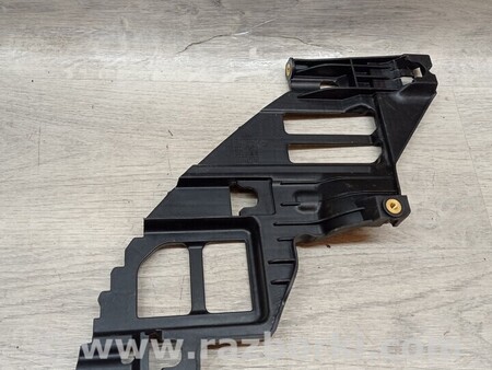 ФОТО Кронштейн кріплення направляюча фари переднього бампера правий для Volkswagen Golf VI Mk6 (10.2008-03.2016) Киев