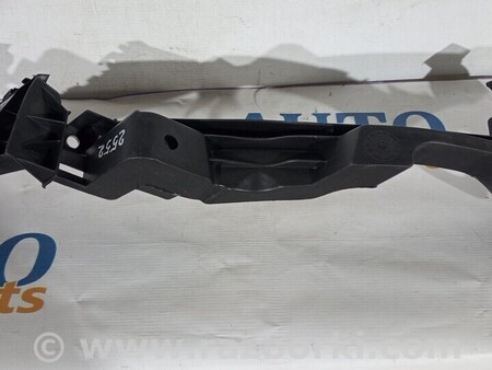 ФОТО Кронштейн переднього бампера правий для Volkswagen Golf VI Mk6 (10.2008-03.2016) Киев