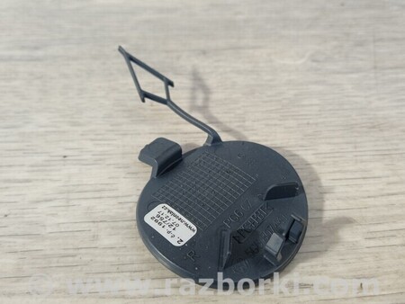 ФОТО Заглушка бампера буксировочного крюка задняя для Volkswagen Golf VII Mk7 (08.2012-...) Киев