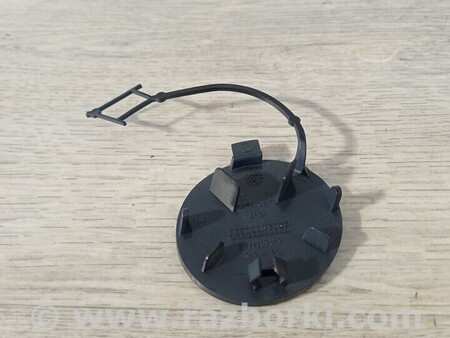 ФОТО Заглушка бампера буксировочного крюка задняя для Volkswagen Golf VII Mk7 (08.2012-...) Киев