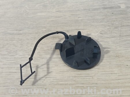 ФОТО Заглушка бампера буксировочного крюка задняя для Volkswagen Golf VII Mk7 (08.2012-...) Киев