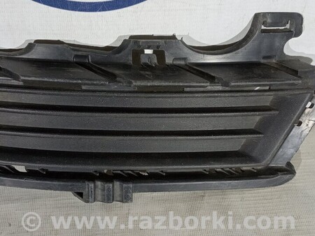 ФОТО Заглушка протитуманних фар переднього бампера для Volkswagen Golf VII Mk7 (08.2012-...) Киев