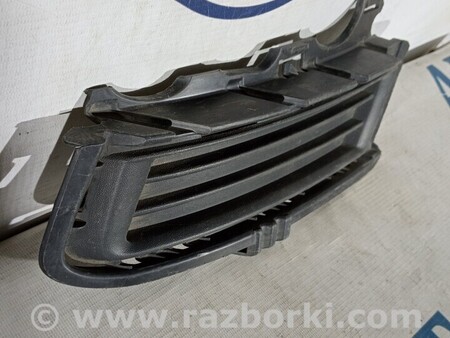 ФОТО Заглушка протитуманних фар переднього бампера для Volkswagen Golf VII Mk7 (08.2012-...) Киев