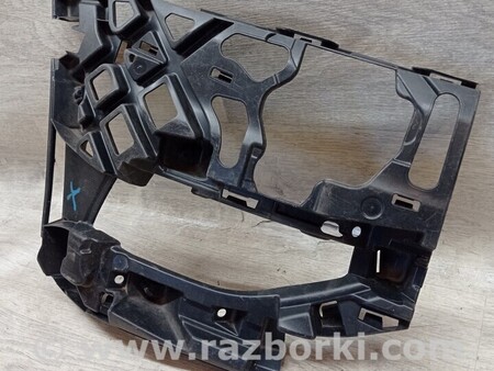 ФОТО Кронштейн кріплення башмак опора направляюча переднього бампера для Volkswagen Golf VII Mk7 (08.2012-...) Киев