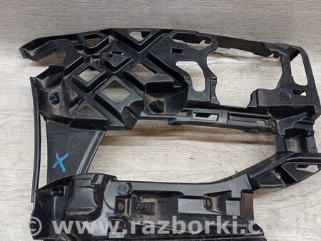 ФОТО Кронштейн кріплення башмак опора направляюча переднього бампера для Volkswagen Golf VII Mk7 (08.2012-...) Киев