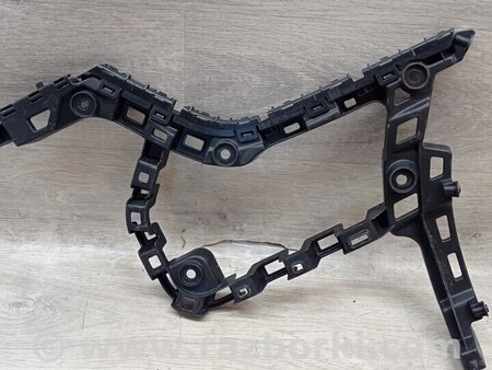 ФОТО Кронштейн кріплення направляюча заднього бампера лівий для Volkswagen Golf VII Mk7 (08.2012-...) Киев