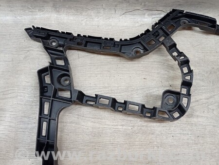 ФОТО Кронштейн кріплення направляюча заднього бампера лівий Деф для Volkswagen Golf VII Mk7 (08.2012-...) Киев