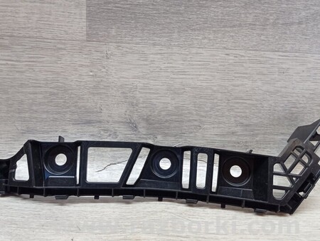 ФОТО Кронштейн кріплення направляюча заднього бампера правий для Volkswagen Golf VII Mk7 (08.2012-...) Киев